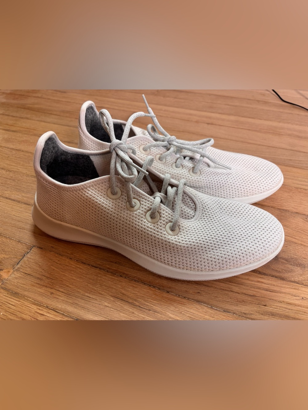 Allbirds Tree Runners Men’s 11 Cream White Wool Comfort Sneakers Casual Shoes